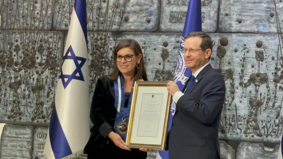 الدكتورة دالية فضيلي : مبادرة وصاحبة رؤيا 